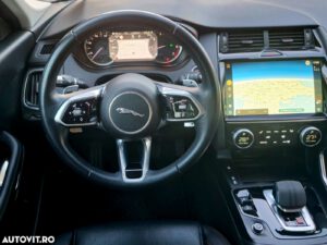 Jaguar E-Pace P200 AWD R-Dynamic HSE